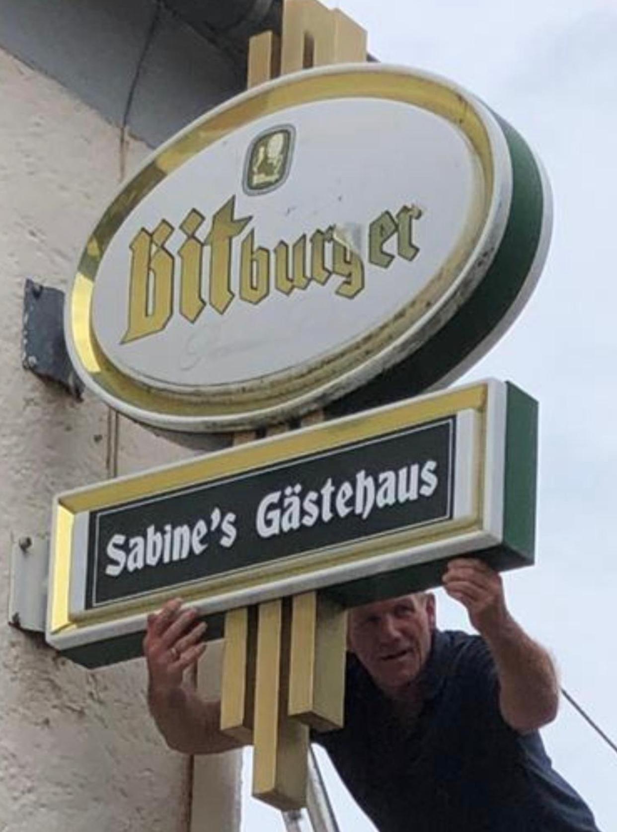 Sabine'S Gaestehaus Übereisenbach Exterior foto